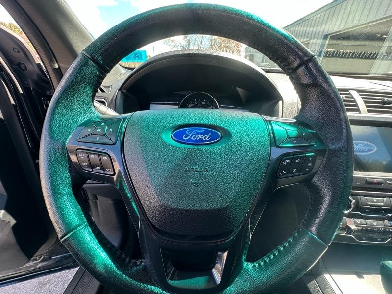 Ford Explorer XLT 4WD 2017