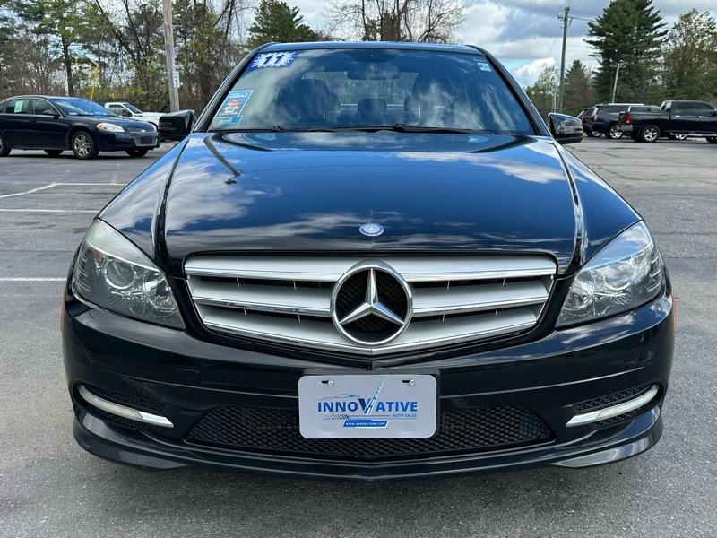 Mercedes-Benz C-Class C300 4MATIC Luxury Sedan 2011