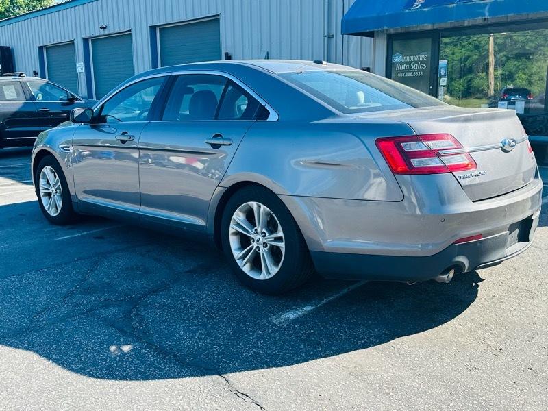 Ford Taurus SEL FWD 2014
