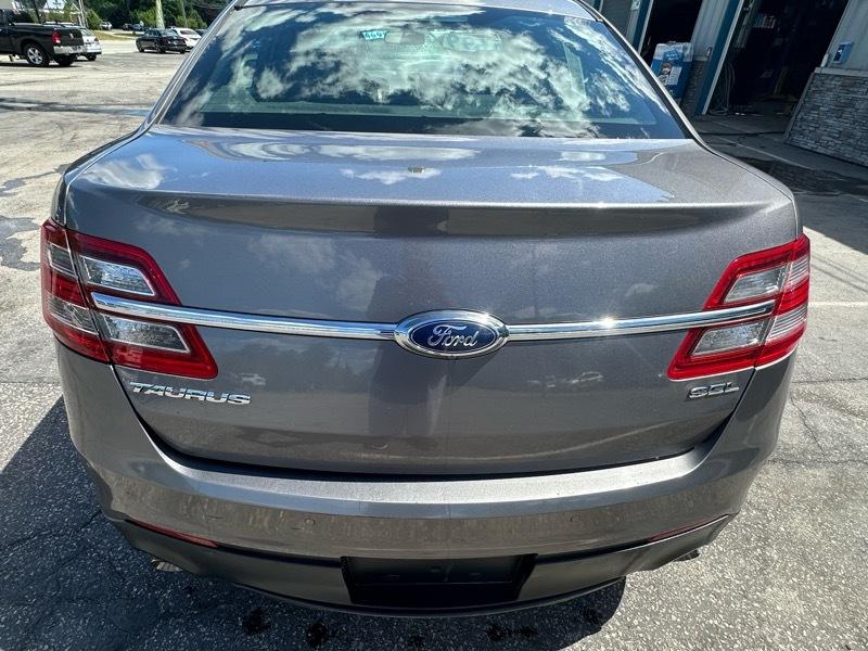 Ford Taurus SEL FWD 2014
