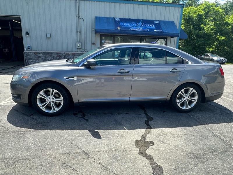 Ford Taurus SEL FWD 2014