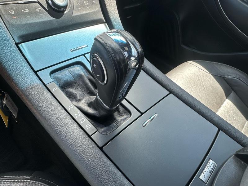 Ford Taurus SEL FWD 2014