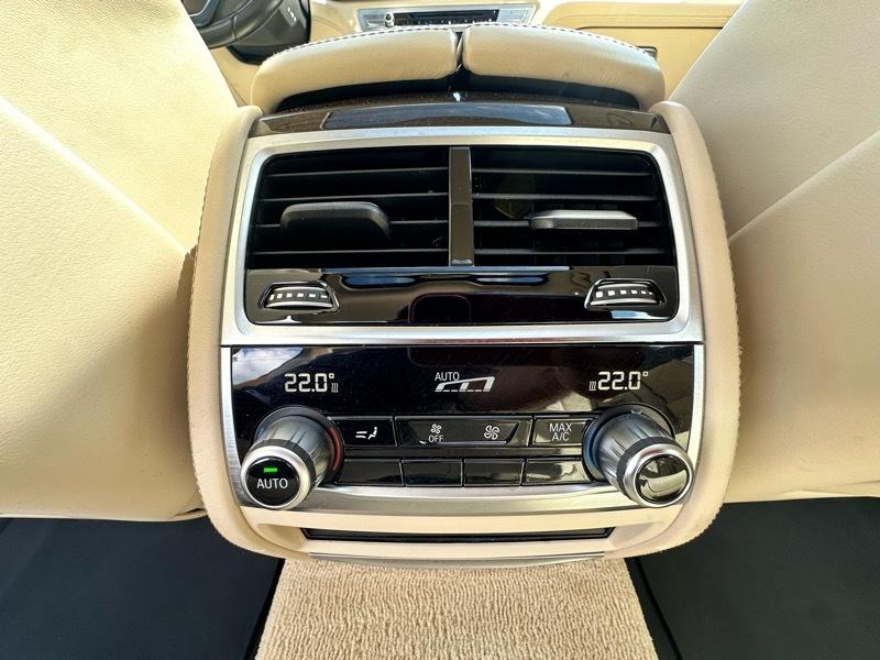 BMW 7-Series 750i xDrive 2016
