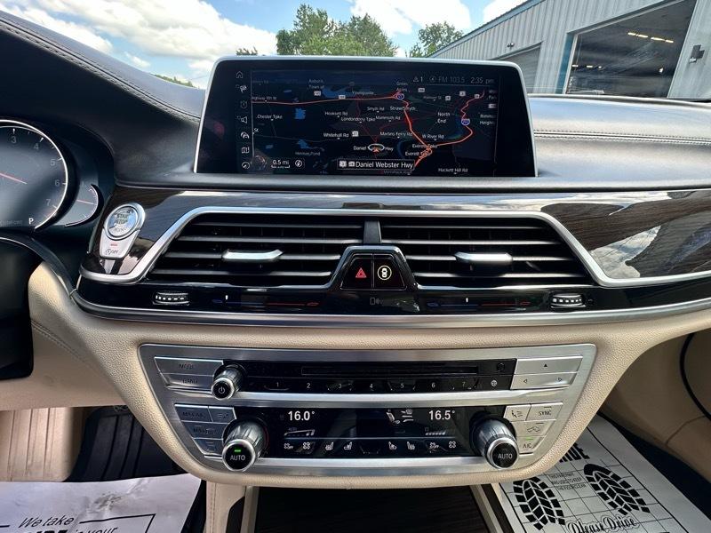 BMW 7-Series 750i xDrive 2016