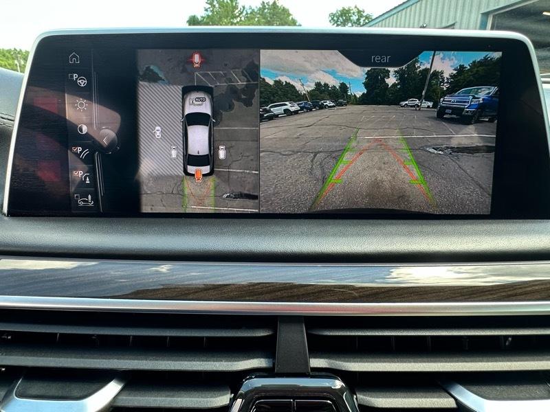 BMW 7-Series 750i xDrive 2016