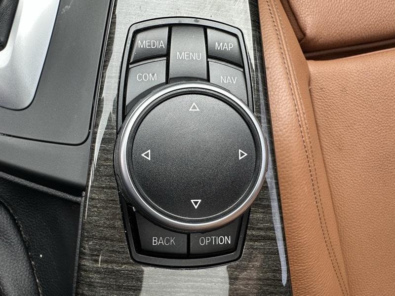 BMW 3-Series 330i xDrive 2017