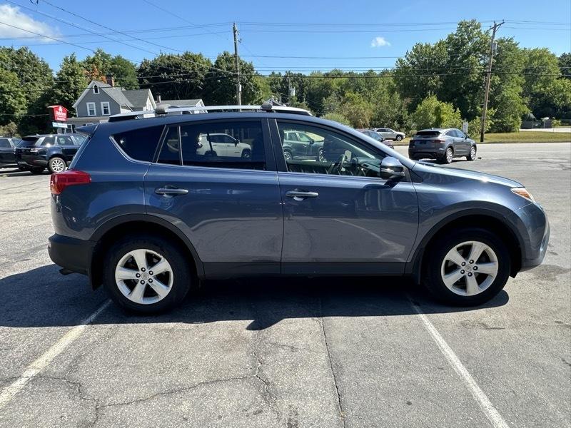 Toyota RAV4 XLE AWD 2013