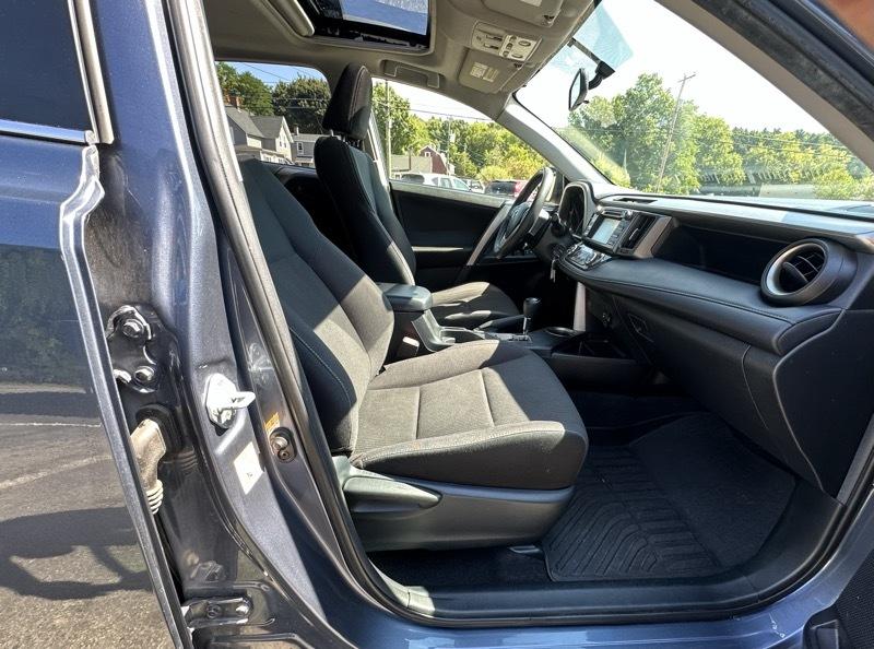 Toyota RAV4 XLE AWD 2013