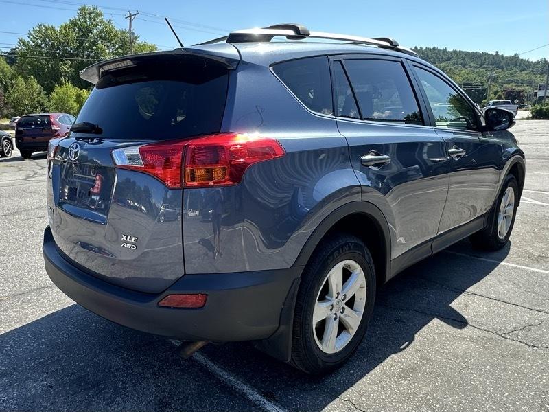 Toyota RAV4 XLE AWD 2013