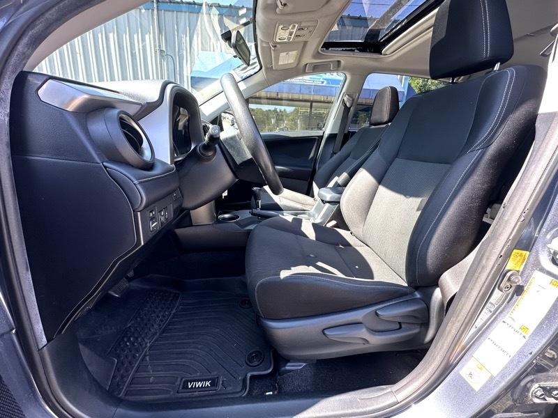 Toyota RAV4 XLE AWD 2013