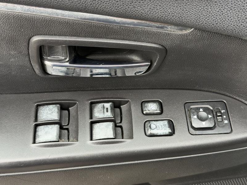 Mitsubishi Outlander Sport SE 4WD 2014