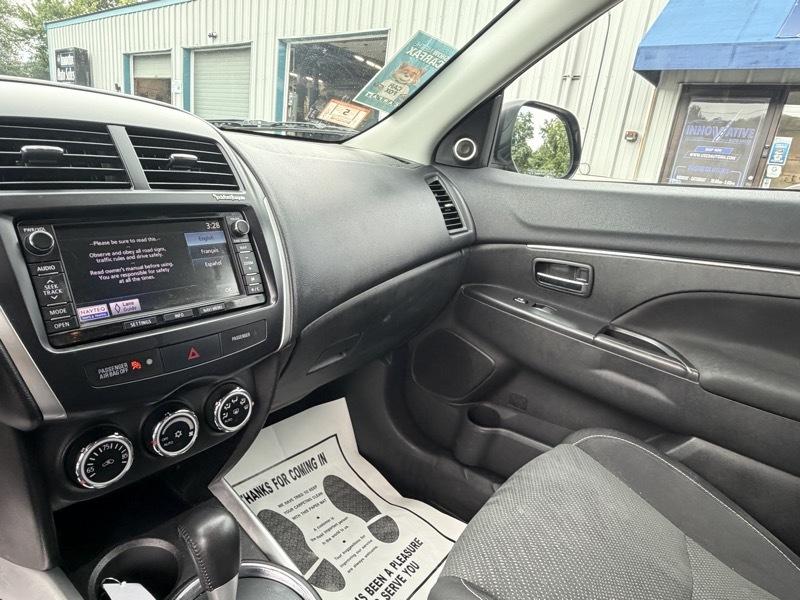 Mitsubishi Outlander Sport SE 4WD 2014