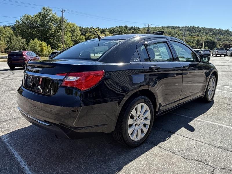 Chrysler 200 LX 2014