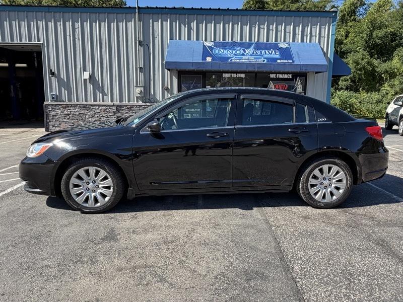 Chrysler 200 LX 2014