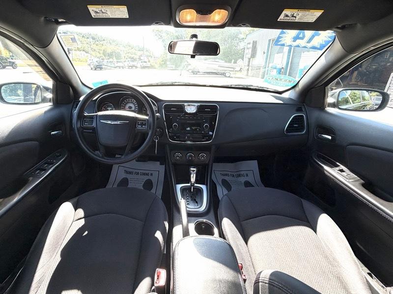 Chrysler 200 LX 2014