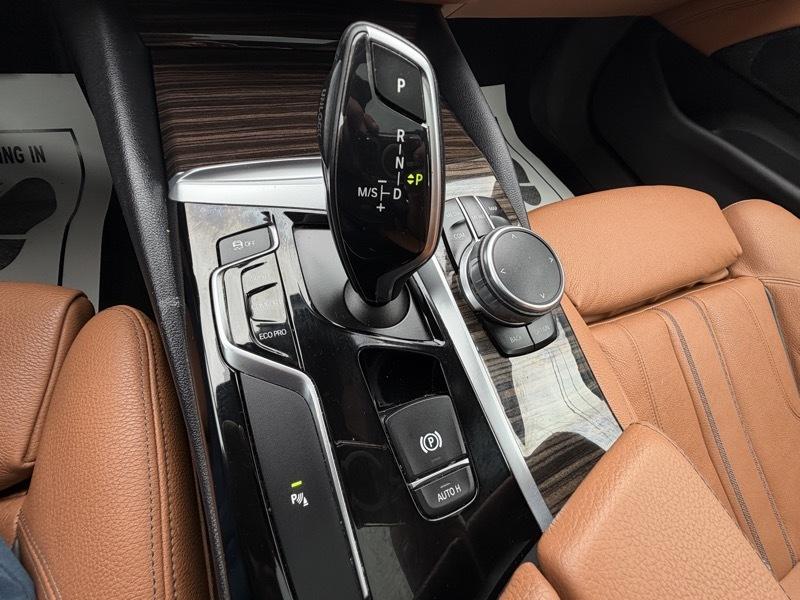 BMW 5-Series 530i xDrive 2018