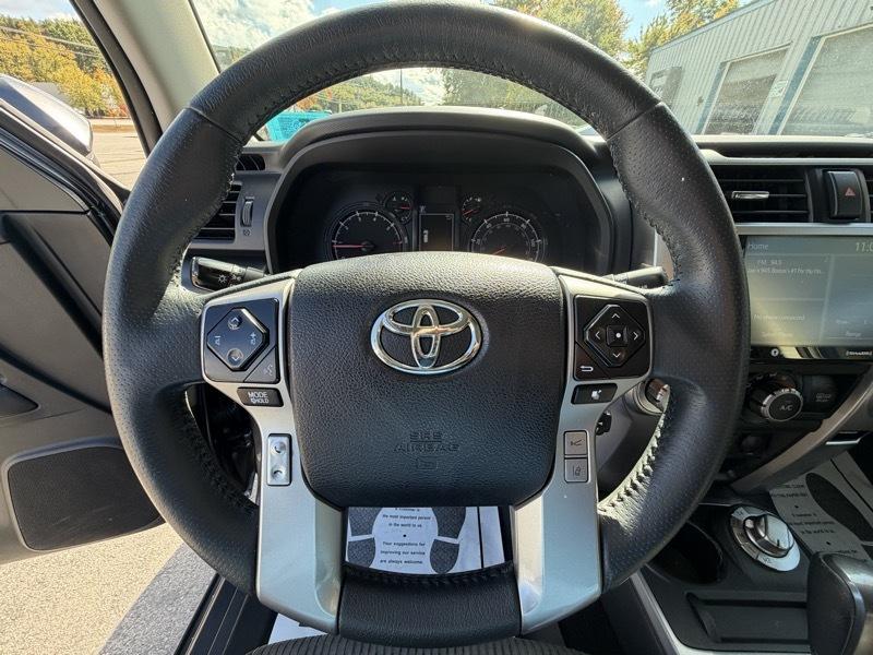 Toyota 4Runner SR5 4WD 2020