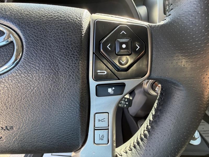 Toyota 4Runner SR5 4WD 2020