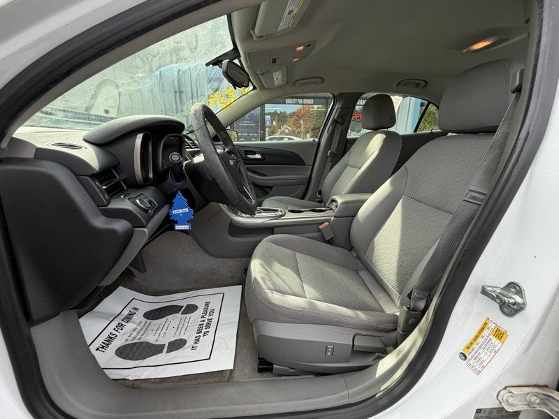 Chevrolet Malibu LS 2013