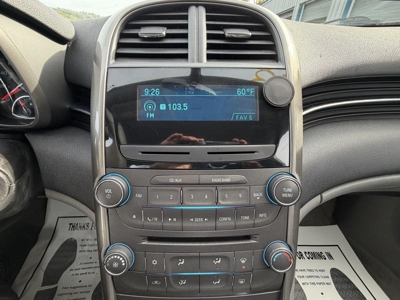 Chevrolet Malibu LS 2013