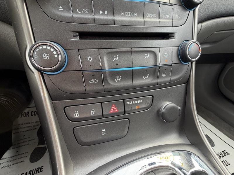 Chevrolet Malibu LS 2013