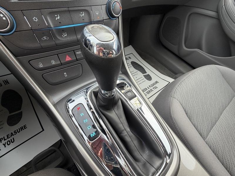 Chevrolet Malibu LS 2013