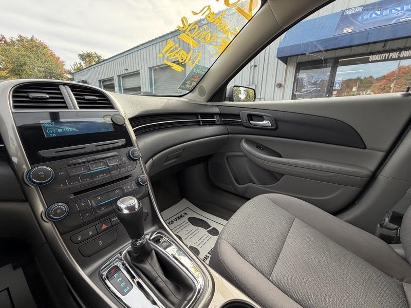 Chevrolet Malibu LS 2013
