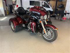 2015 Harley-Davidson FLHTCUTG 