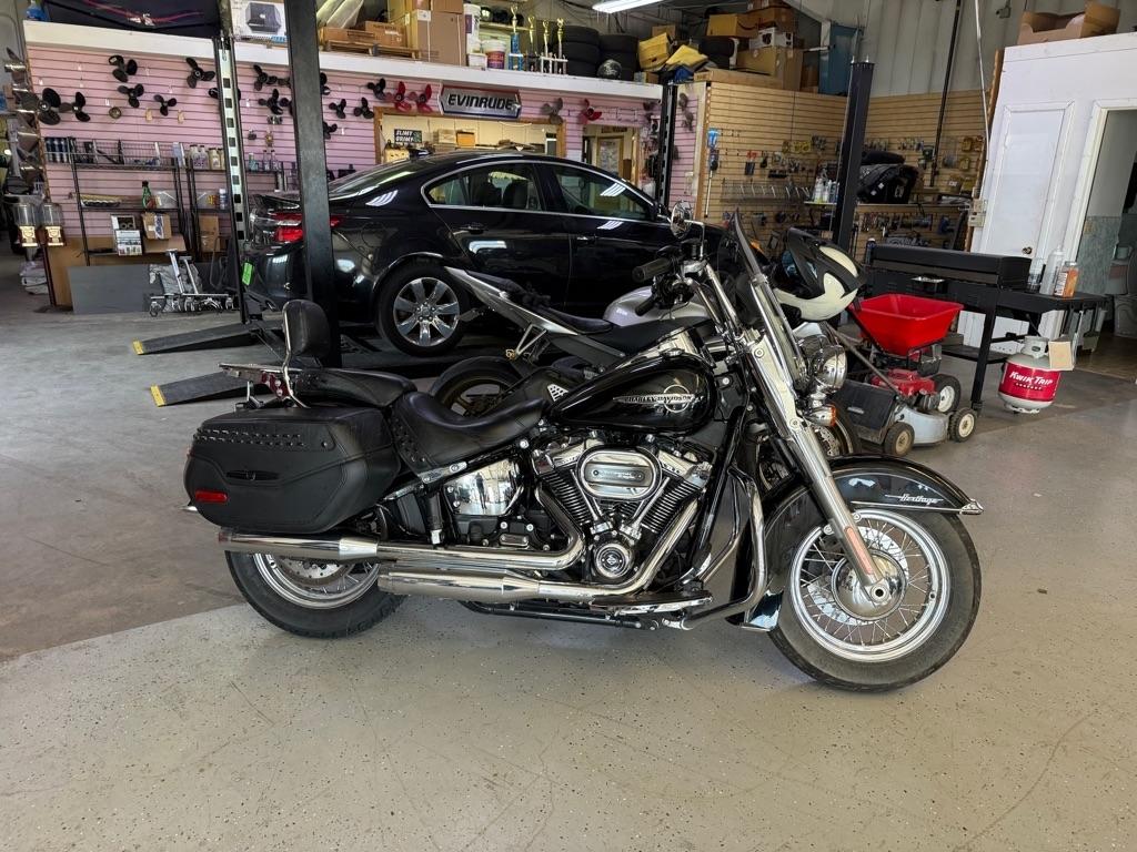 2020 Harley-Davidson FLHC 