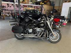 2020 Harley-Davidson FLHC 