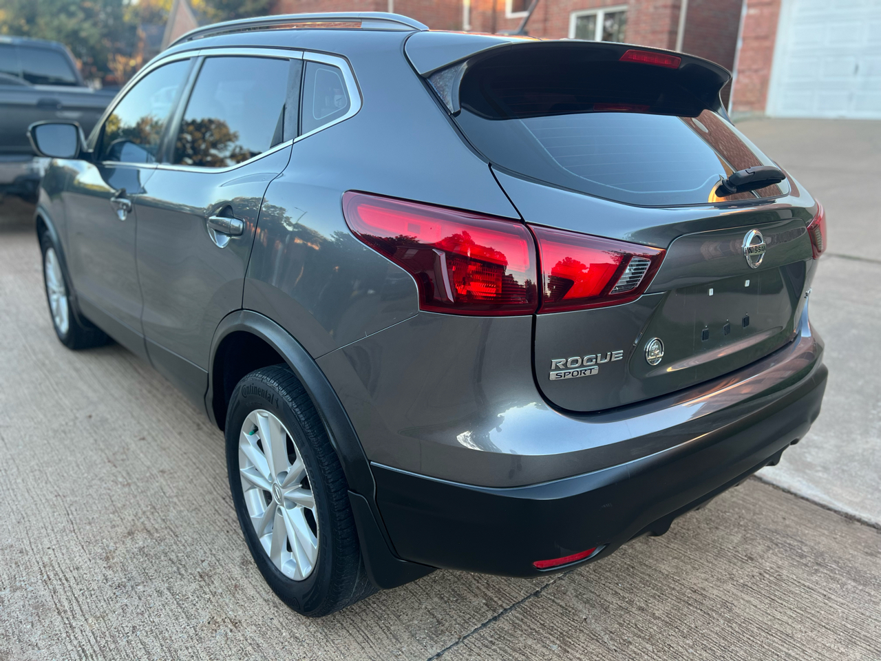 Nissan Rogue Sport SV 2018