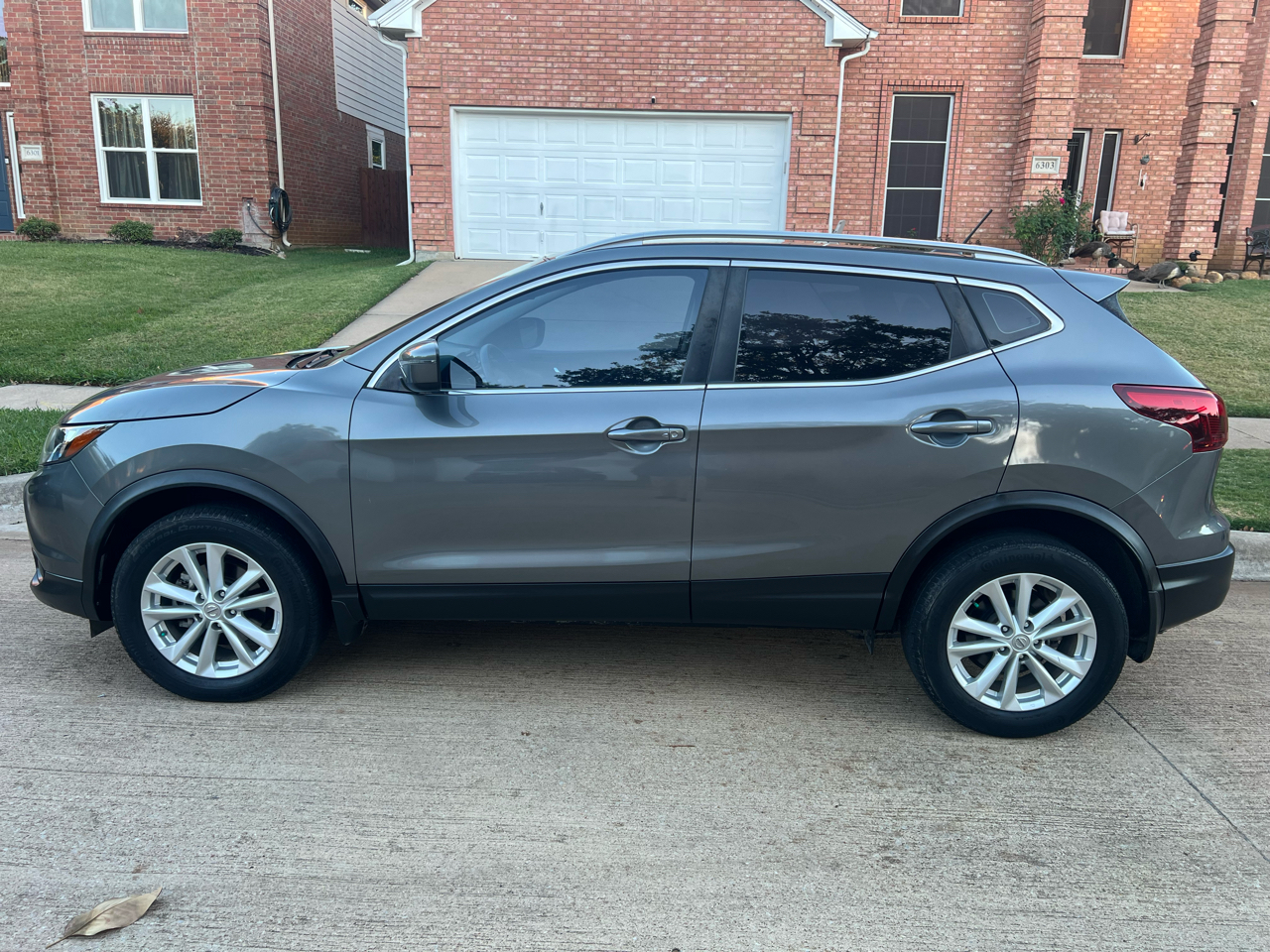 Nissan Rogue Sport SV 2018