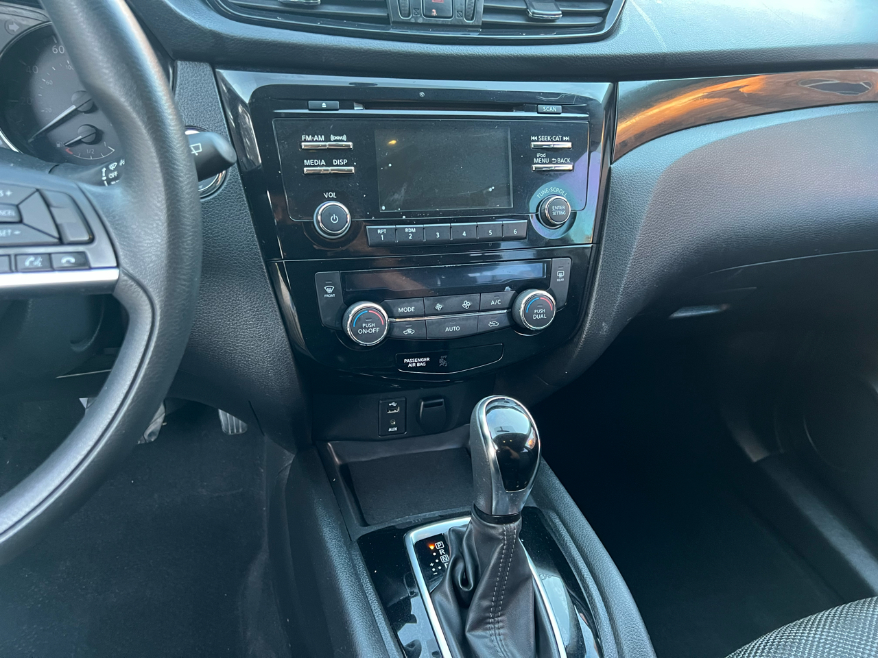 Nissan Rogue Sport SV 2018