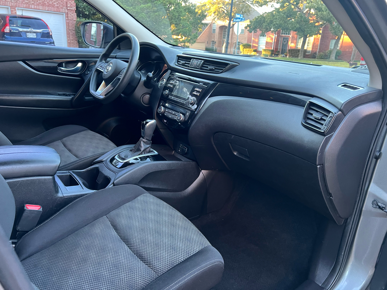 Nissan Rogue Sport SV 2018