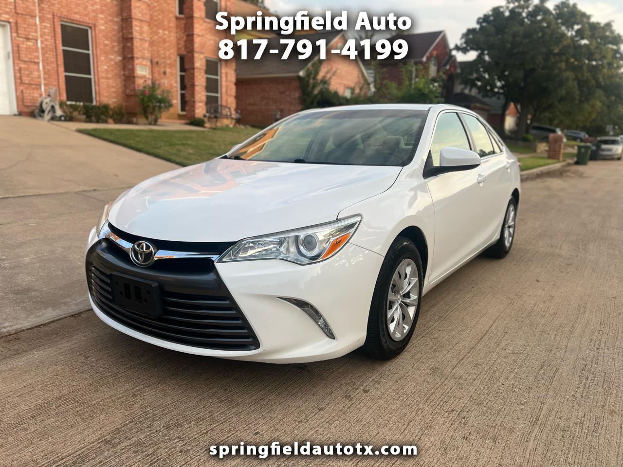 2016 Toyota Camry LE