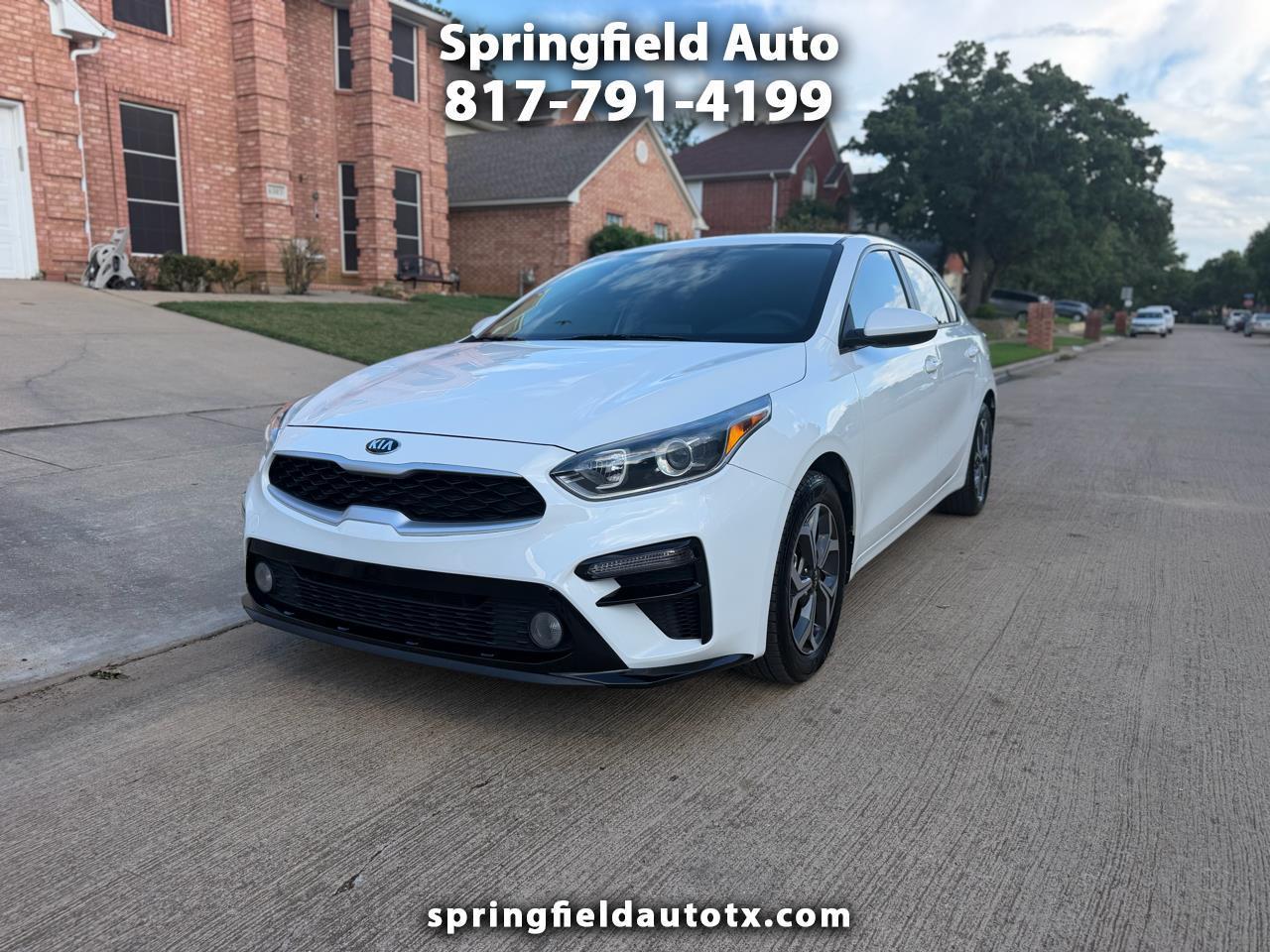 2021 Kia Forte LXS AT's photo