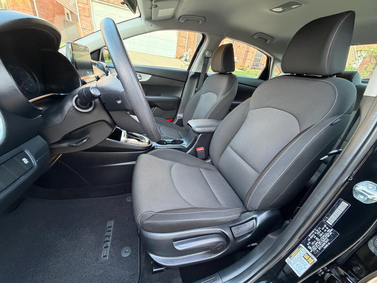 2024 Kia Forte LXS - Photo 14