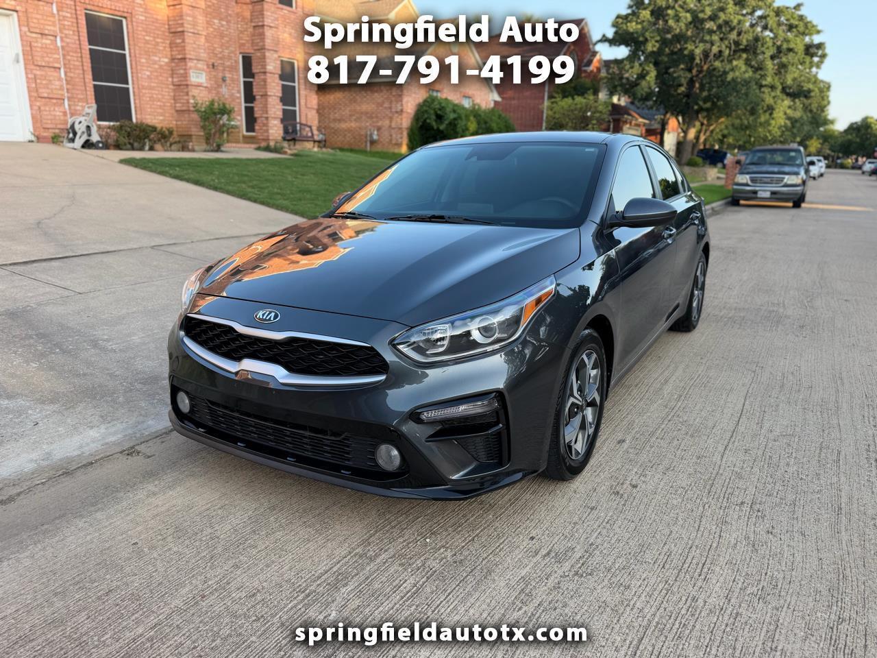 2021 Kia Forte LXS AT's photo