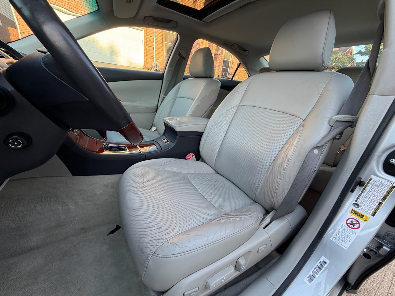2009 Lexus ES 350 - Photo 13