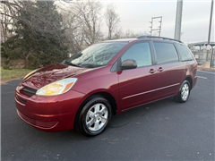 2004 Toyota Sienna 
