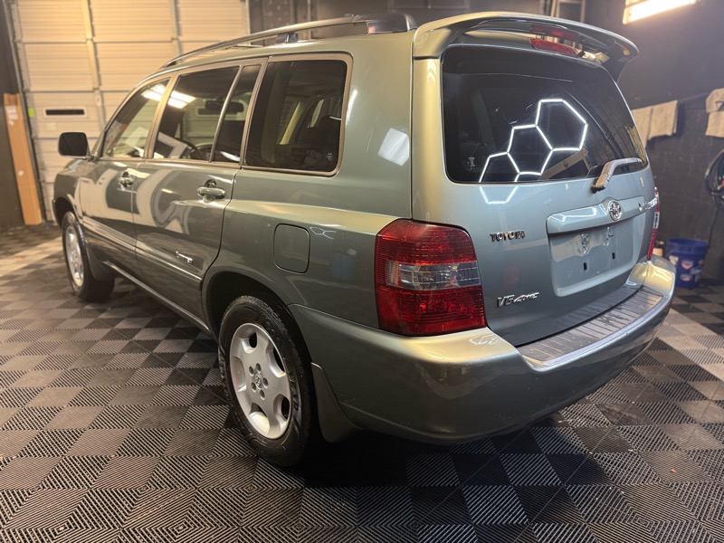 Toyota Highlander Limited V6 4WD 2007