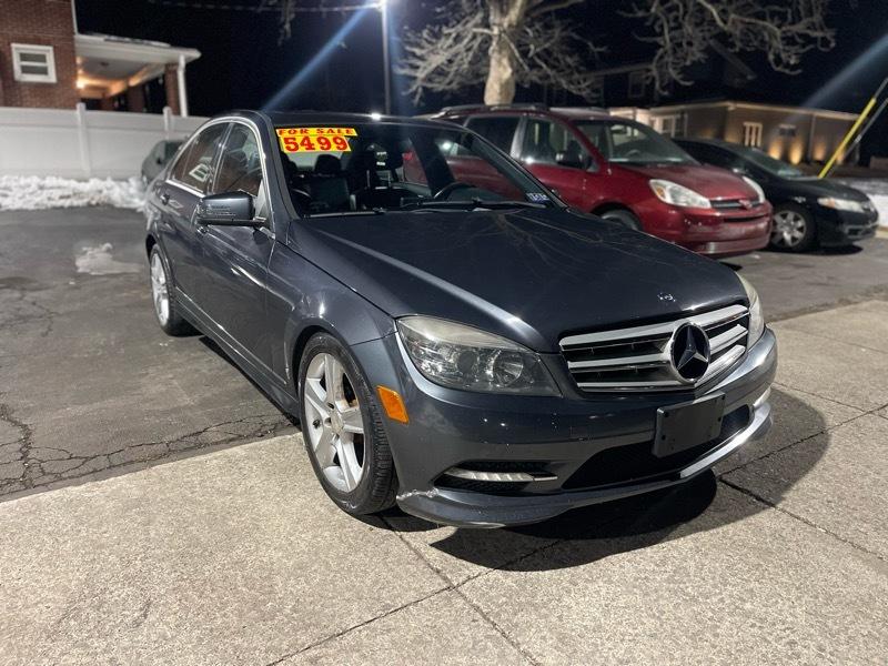 Mercedes-Benz C-Class C300 4MATIC Luxury Sedan 2011