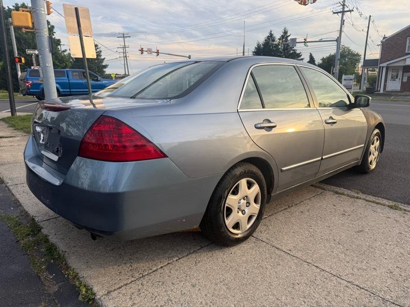 Honda Accord LX sedan AT 2007