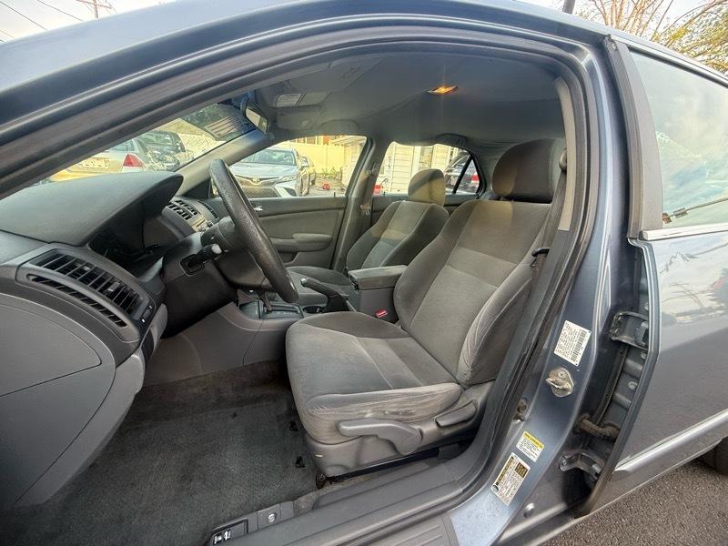 Honda Accord LX sedan AT 2007
