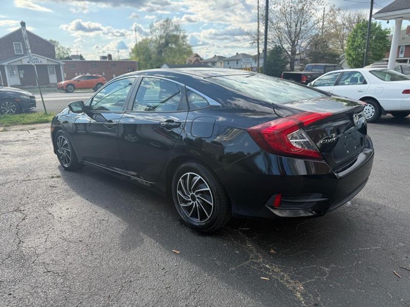 Honda Civic LX Sedan CVT 2016