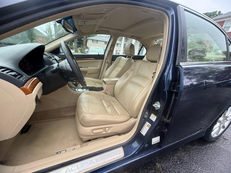 Acura TSX 5-speed AT with Navigation 2007