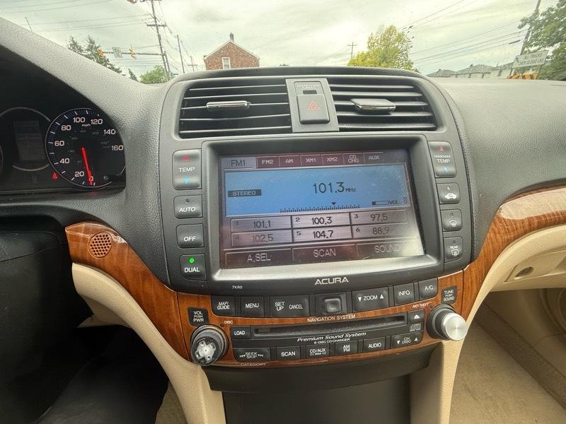 Acura TSX 5-speed AT with Navigation 2007