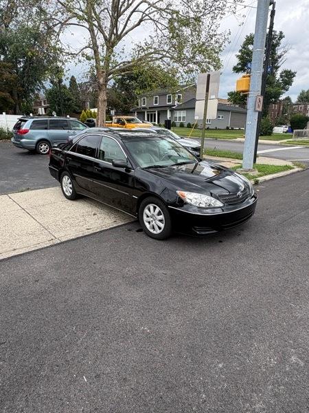Toyota Camry XLE V6 2002