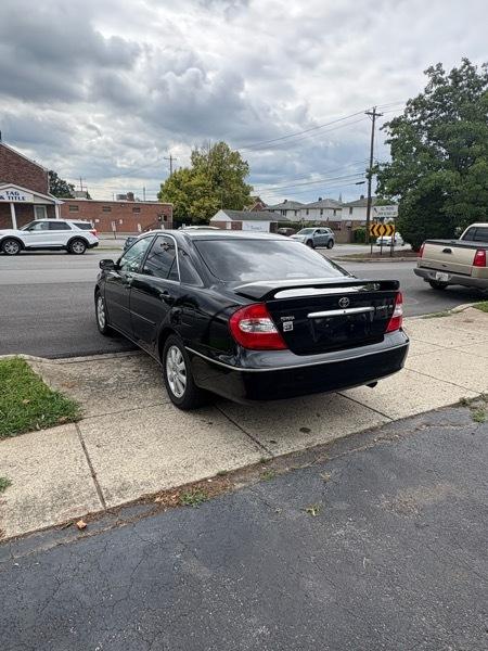 Toyota Camry XLE V6 2002