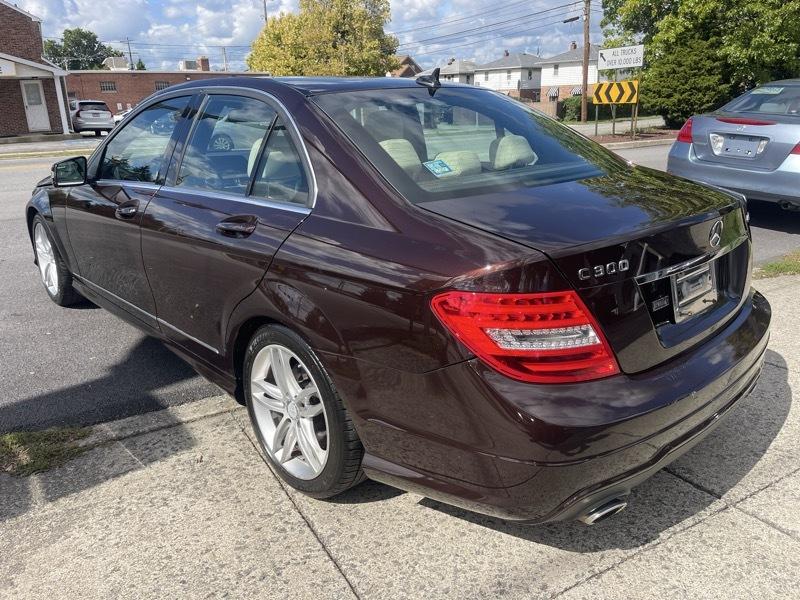 Mercedes-Benz C-Class C300 4MATIC Luxury Sedan 2012